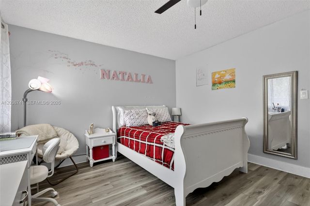 4427 Luxemburg Ct, Lake Worth, FL 33467