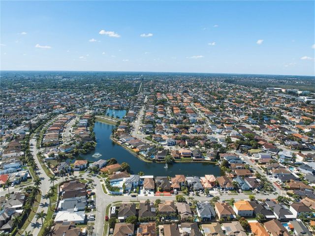 13237 NW 11th St, Miami, FL 33182