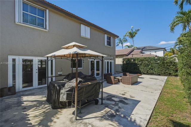 13237 NW 11th St, Miami, FL 33182