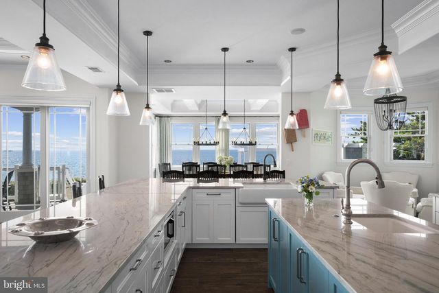 43 W HOLLY DR, Long Beach Township, NJ 08008