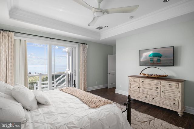 43 W HOLLY DR, Long Beach Township, NJ 08008