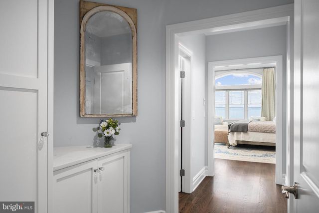 43 W HOLLY DR, Long Beach Township, NJ 08008