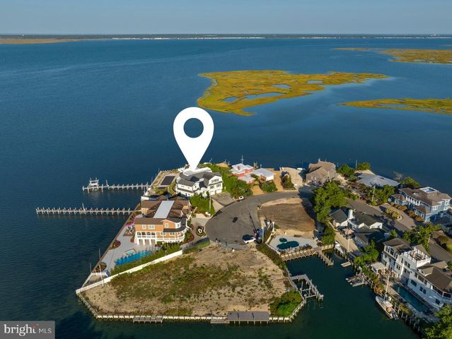 43 W HOLLY DR, Long Beach Township, NJ 08008