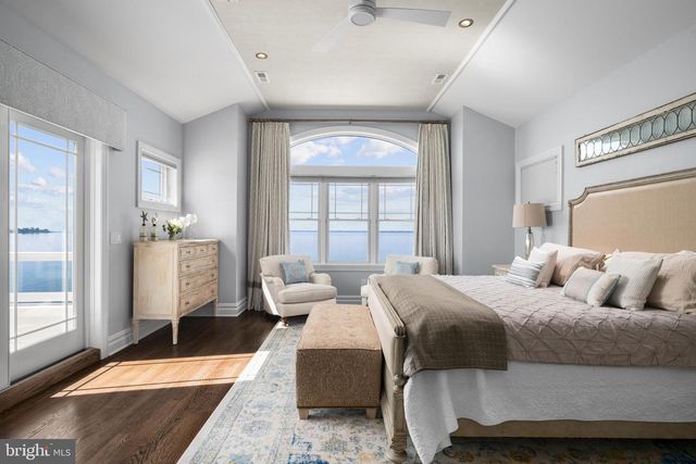 43 W HOLLY DR, Long Beach Township, NJ 08008