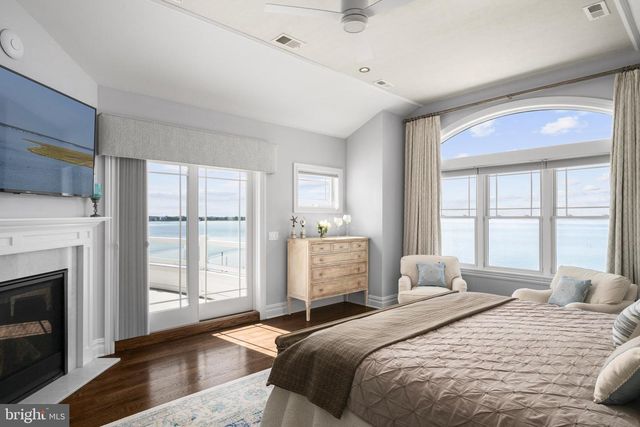 43 W HOLLY DR, Long Beach Township, NJ 08008