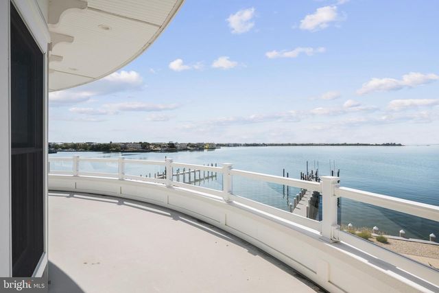 43 W HOLLY DR, Long Beach Township, NJ 08008