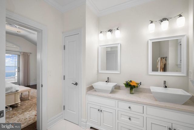 43 W HOLLY DR, Long Beach Township, NJ 08008