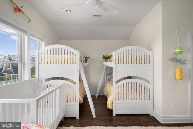 43 W HOLLY DR, Long Beach Township, NJ 08008