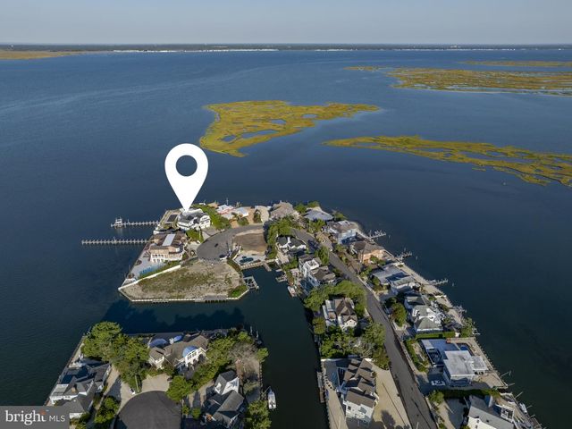 43 W HOLLY DR, Long Beach Township, NJ 08008