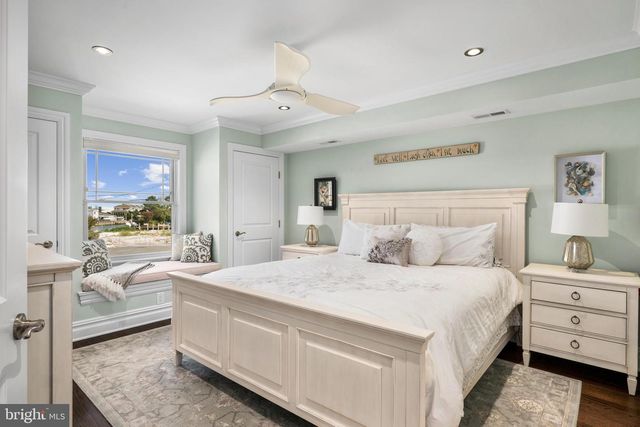 43 W HOLLY DR, Long Beach Township, NJ 08008