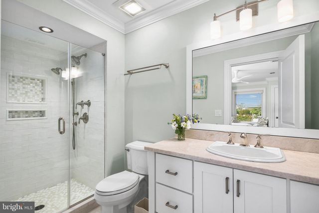 43 W HOLLY DR, Long Beach Township, NJ 08008