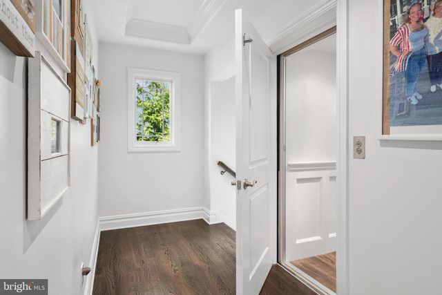 43 W HOLLY DR, Long Beach Township, NJ 08008