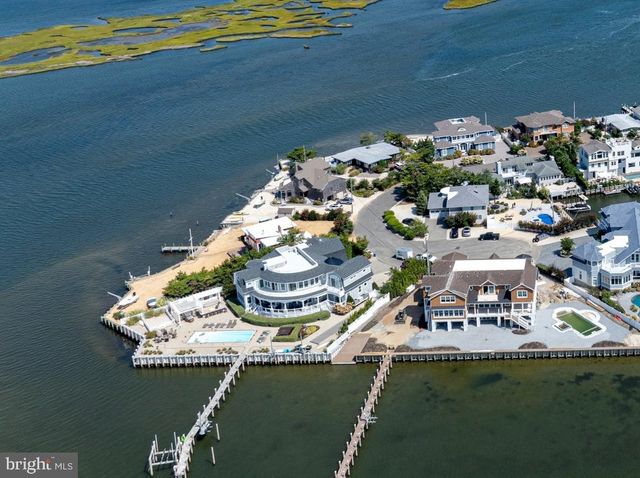 43 W HOLLY DR, Long Beach Township, NJ 08008