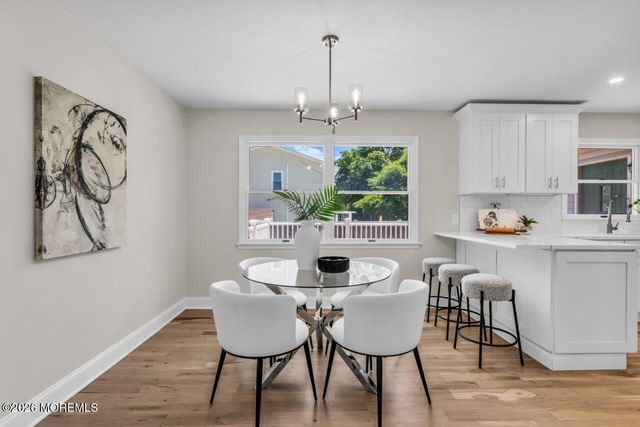 68 Sherman Avenue, Bayville, NJ 08721