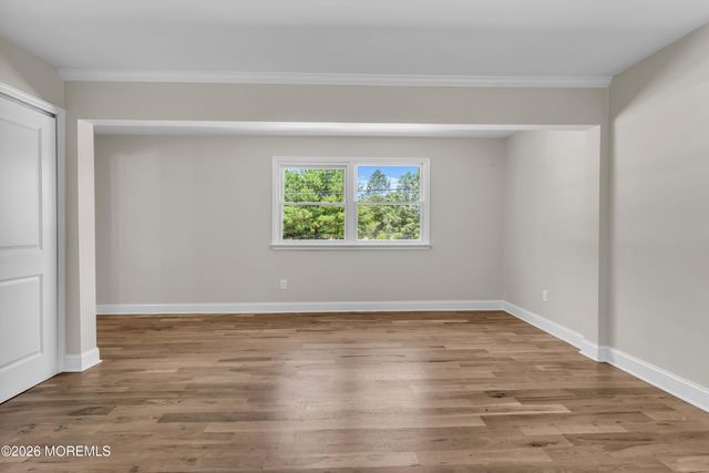 68 Sherman Avenue, Bayville, NJ 08721