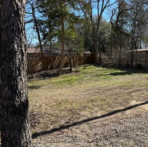 2438 Five Mile Circle, Dallas, TX 75233