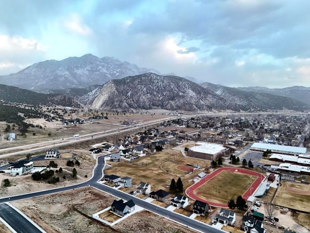 Image 2 of property listing at 1117 N 700 E # 8, Nephi, UT 84648
