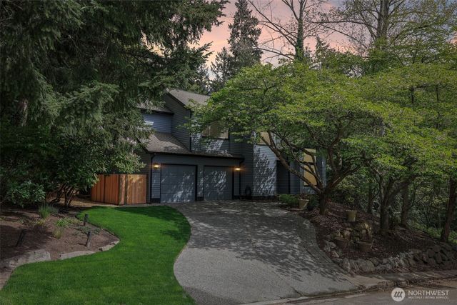 15004 61st Place NE, Kenmore, WA 98028