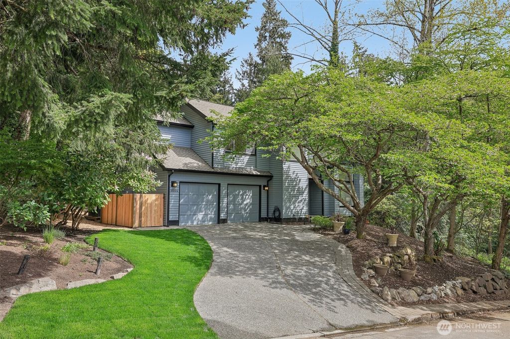 15004 61st Place NE, Kenmore, WA 98028