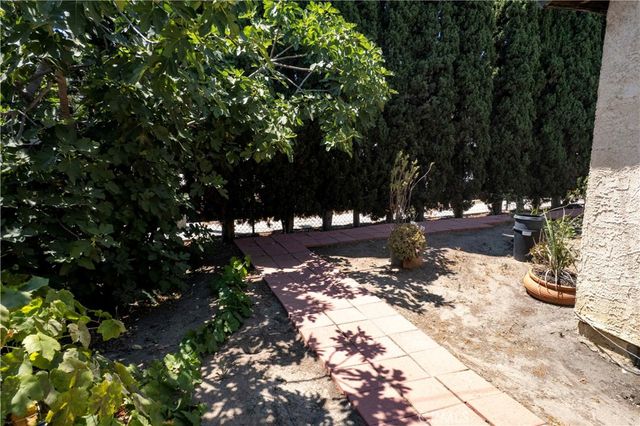 4615 Brunswick Avenue, Los Angeles, CA 90039