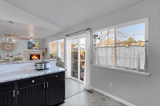 381 Explorer Ct Apt B, Grand Junction, CO 81507