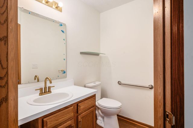 1492 Pine Wild Drive, Columbus, OH 43223