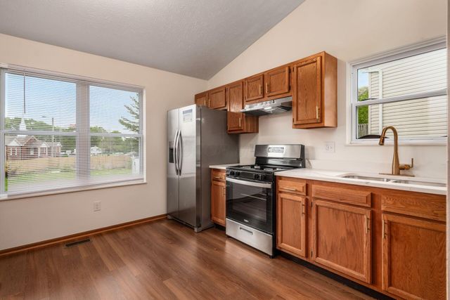 1492 Pine Wild Drive, Columbus, OH 43223