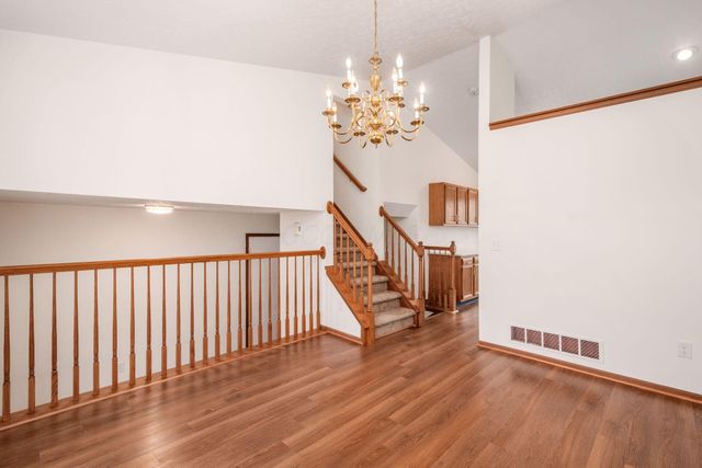 1492 Pine Wild Drive, Columbus, OH 43223