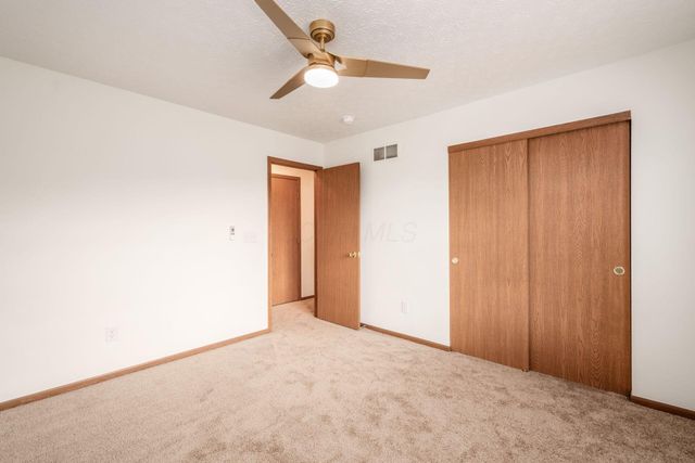 1492 Pine Wild Drive, Columbus, OH 43223