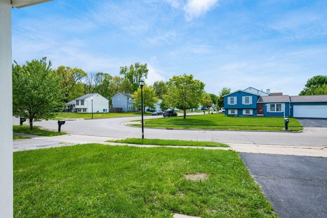 1492 Pine Wild Drive, Columbus, OH 43223