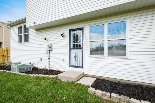 1492 Pine Wild Drive, Columbus, OH 43223