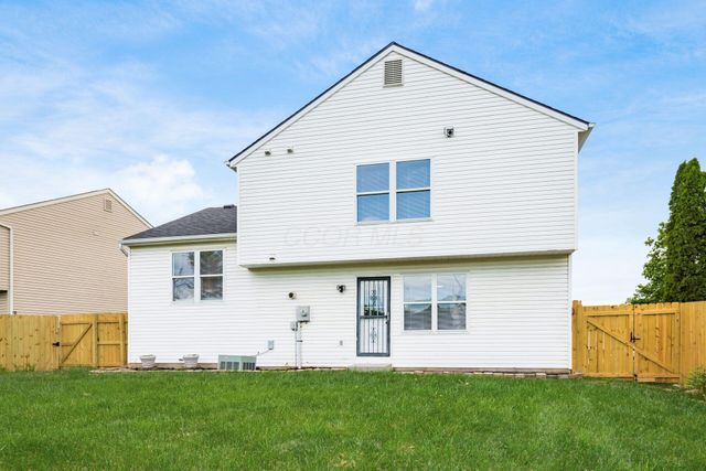 1492 Pine Wild Drive, Columbus, OH 43223