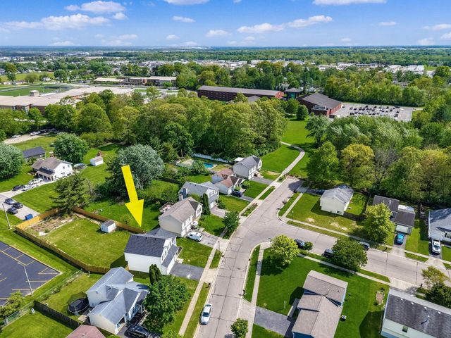 1492 Pine Wild Drive, Columbus, OH 43223