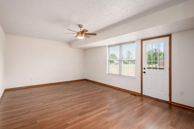 1492 Pine Wild Drive, Columbus, OH 43223