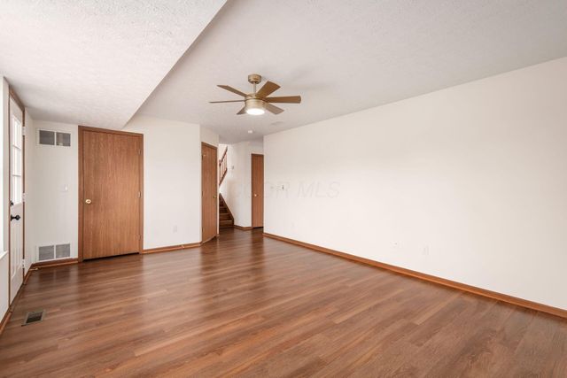 1492 Pine Wild Drive, Columbus, OH 43223