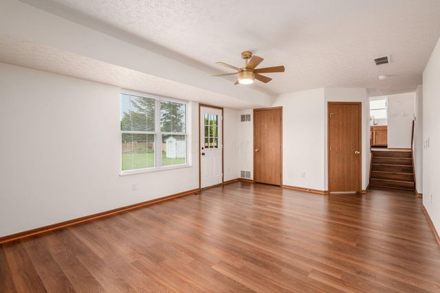 1492 Pine Wild Drive, Columbus, OH 43223