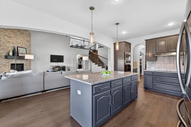 1526 Spring Hill Drive, Cedar Hill, TX 75104