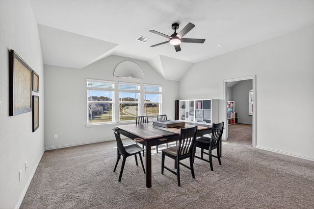 1526 Spring Hill Drive, Cedar Hill, TX 75104