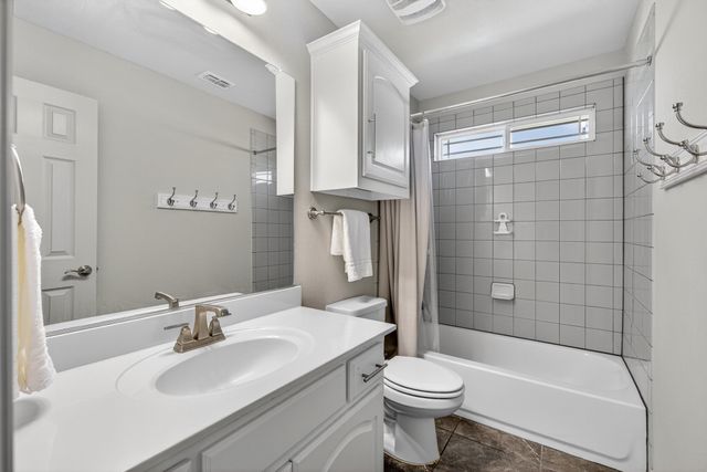 1526 Spring Hill Drive, Cedar Hill, TX 75104