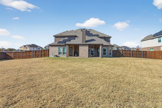1526 Spring Hill Drive, Cedar Hill, TX 75104