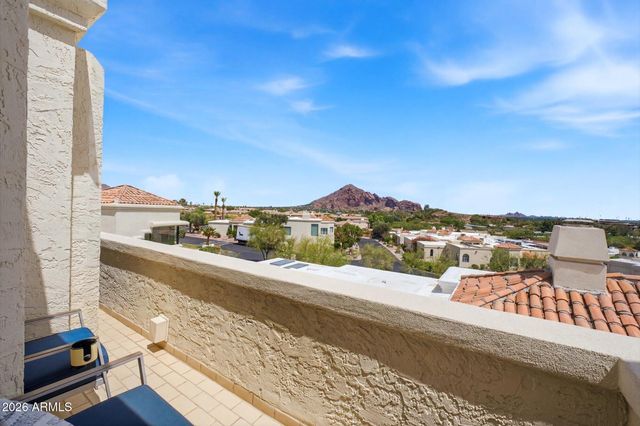 3800 E LINCOLN Drive 14, Phoenix, AZ 85018