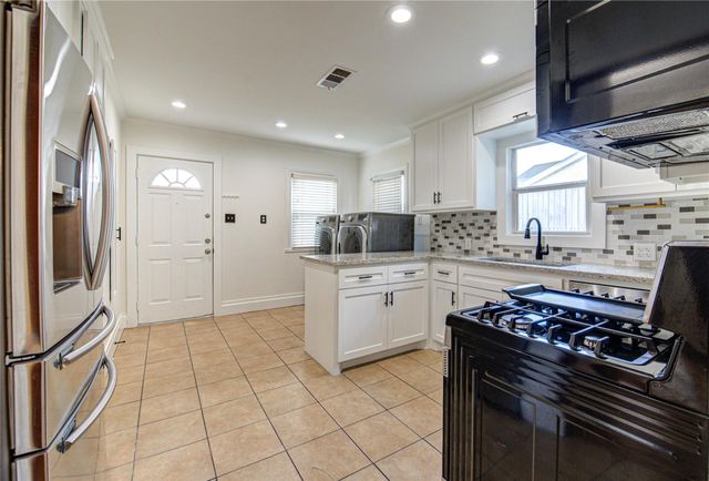 814 Sue Street, Houston, TX 77009