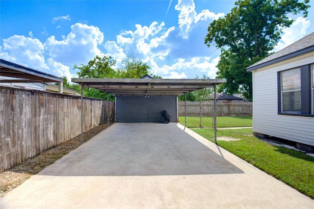 814 Sue Street, Houston, TX 77009