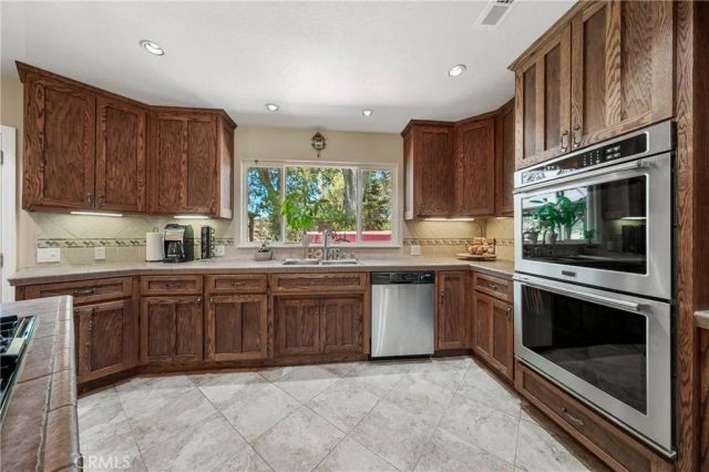18164 Fishhook Court, Hidden Valley Lake, CA 95467