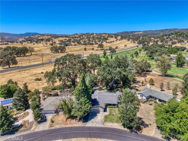 18164 Fishhook Court, Hidden Valley Lake, CA 95467
