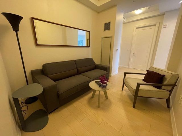 1 Franklin 4305, Boston, MA 02110