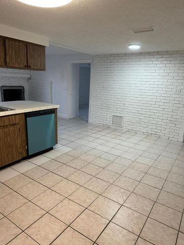 4950 FLEETWOOD STREET, New Port Richey, FL 34653