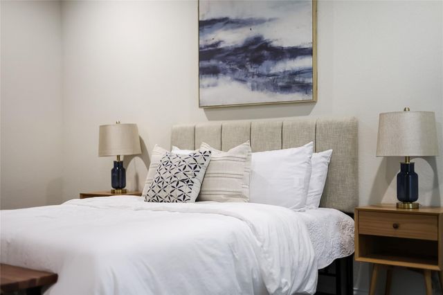 7017 Armagh DR, Austin, TX 78754