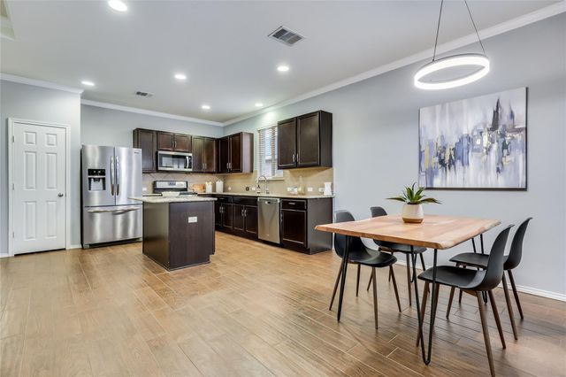 7017 Armagh DR, Austin, TX 78754