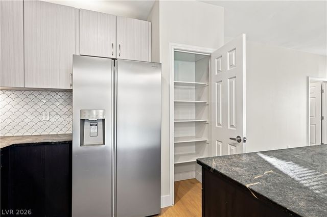 1917 Thunder Ridge Circle, Henderson, NV 89012